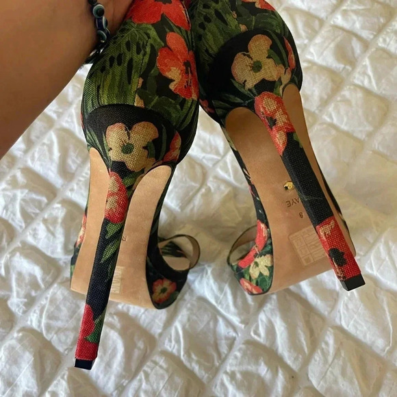 Raye floral Addison pump heels - Picture 8 of 9